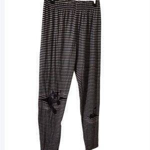 Adorable striped Black and White Black Cat Leggings! Will fit a L-XL. Like new!